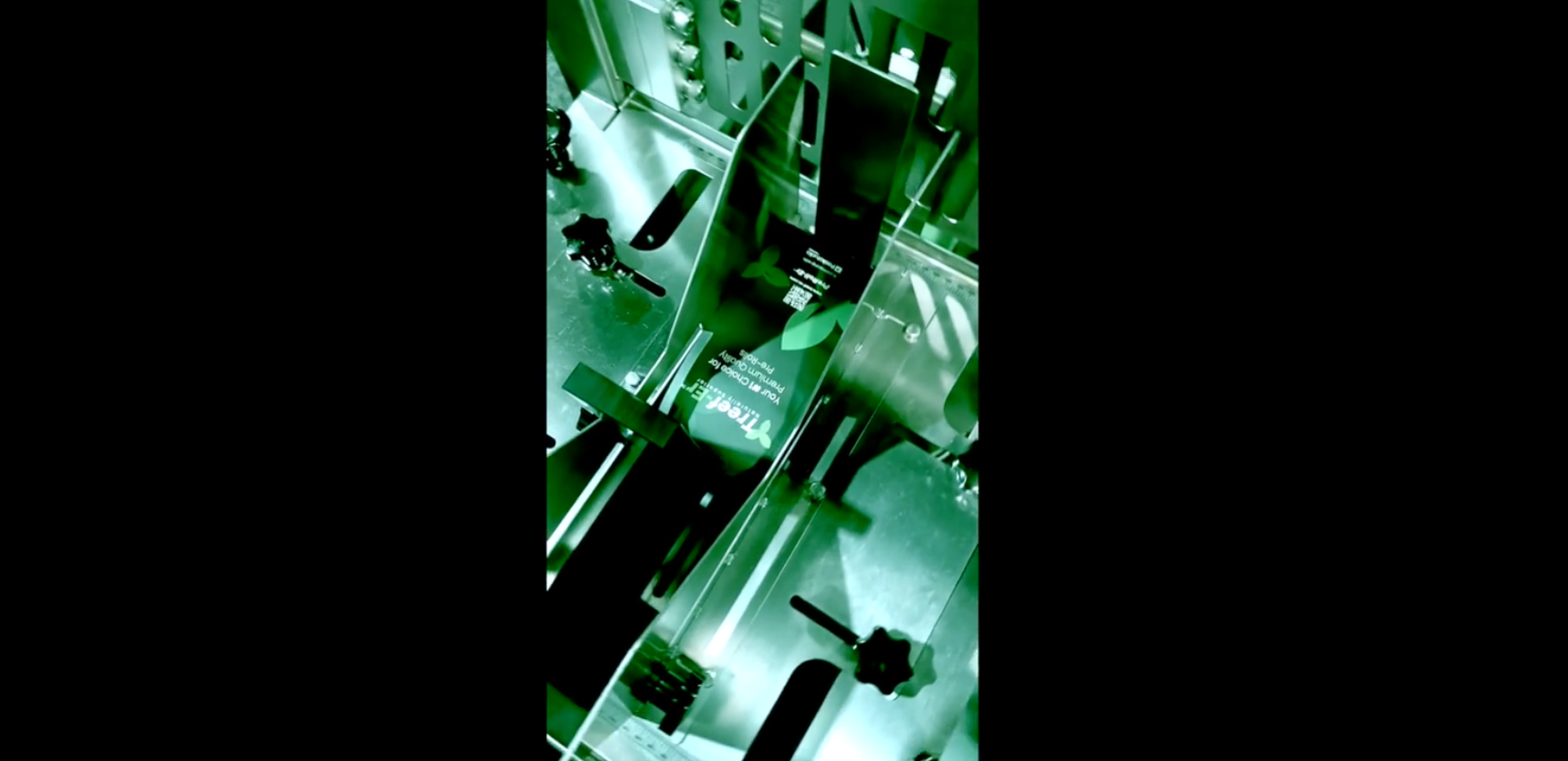 Treef-Er bagging automation video showing custom branded bags being packaged.